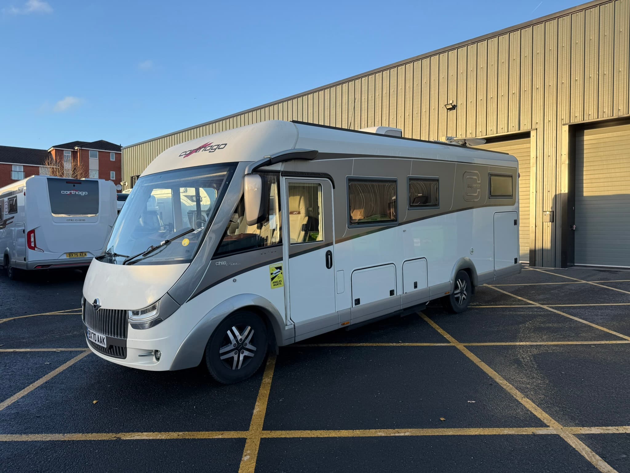 Used Carthago Chic C-Line I 4.9 LE L Superior — Carthago Chic C-Line I 4.9 LE L Superior