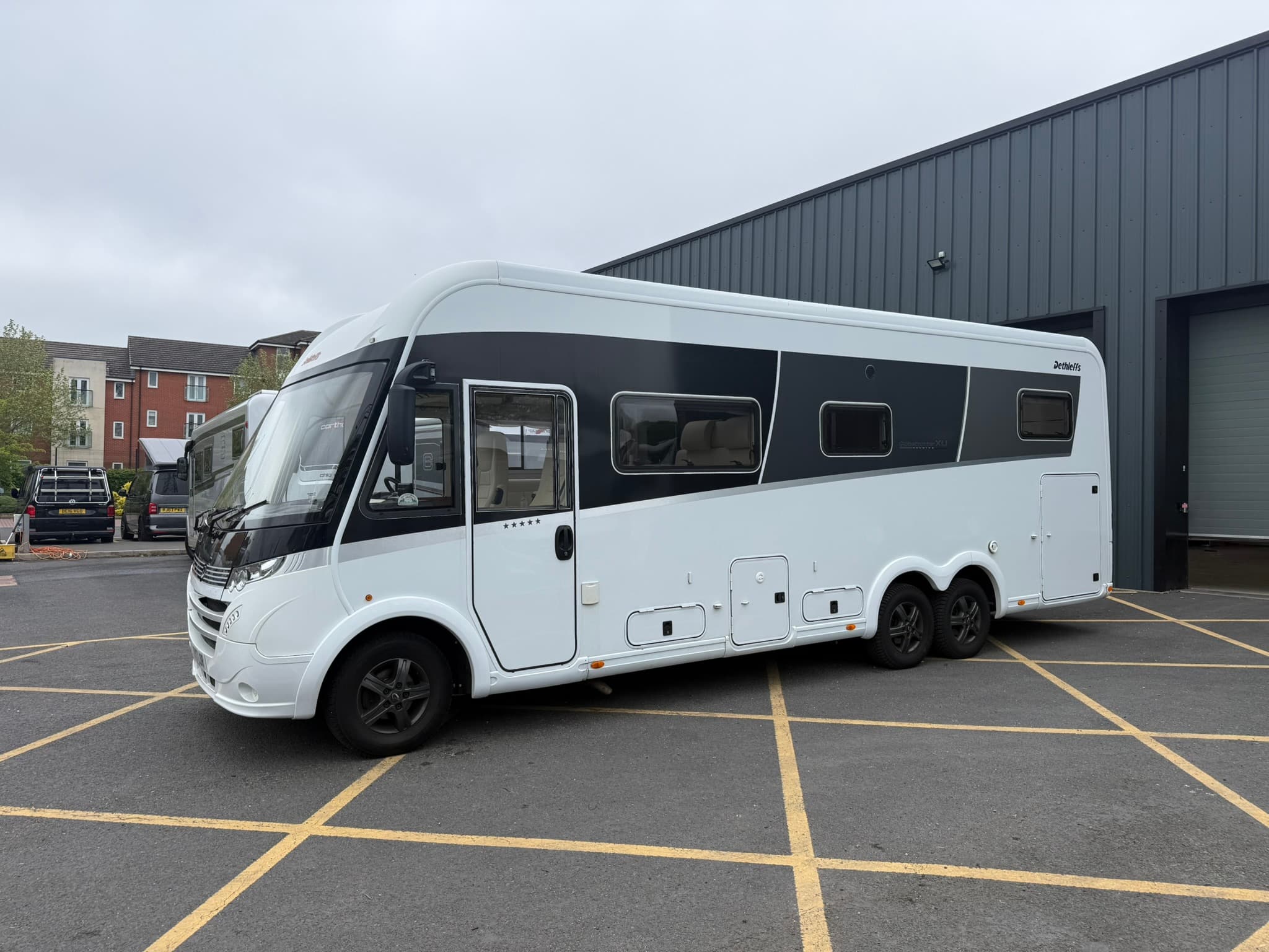 Used Dethleffs Globetrotter XLI 7850 Premium — Dethleffs Globetrotter XLI 7850 Premium