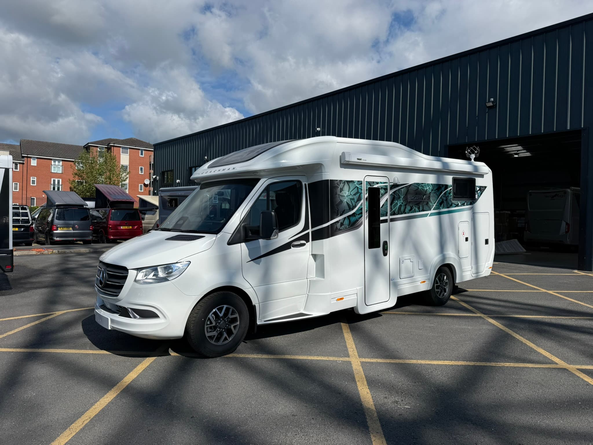 New Coachman Travel Master Sportivo — Coachman Travel Master Sportivo