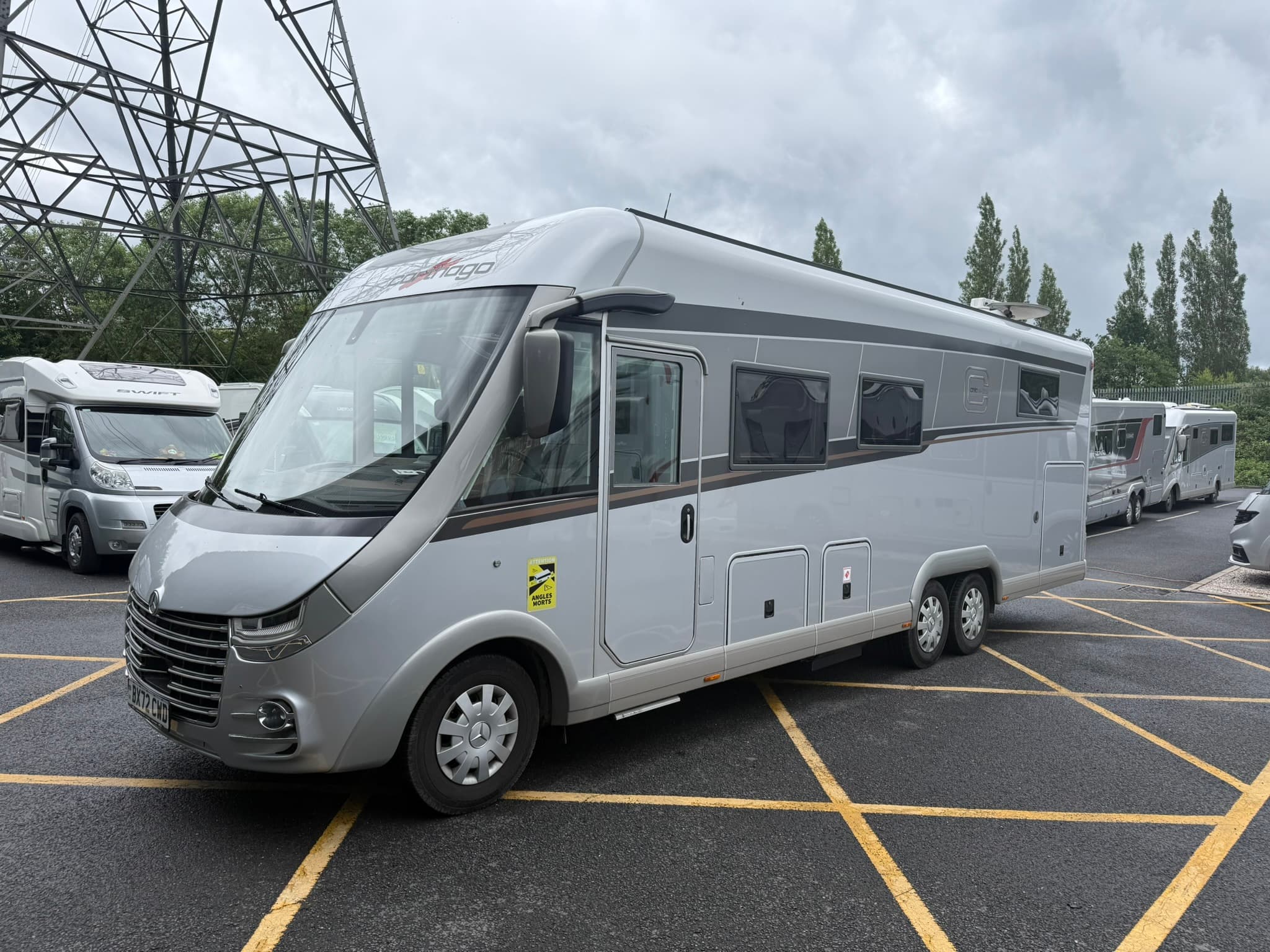 Used Carthago Chic E-Line 64 XL QB MB — Carthago Chic E-Line 64 XL QB MB