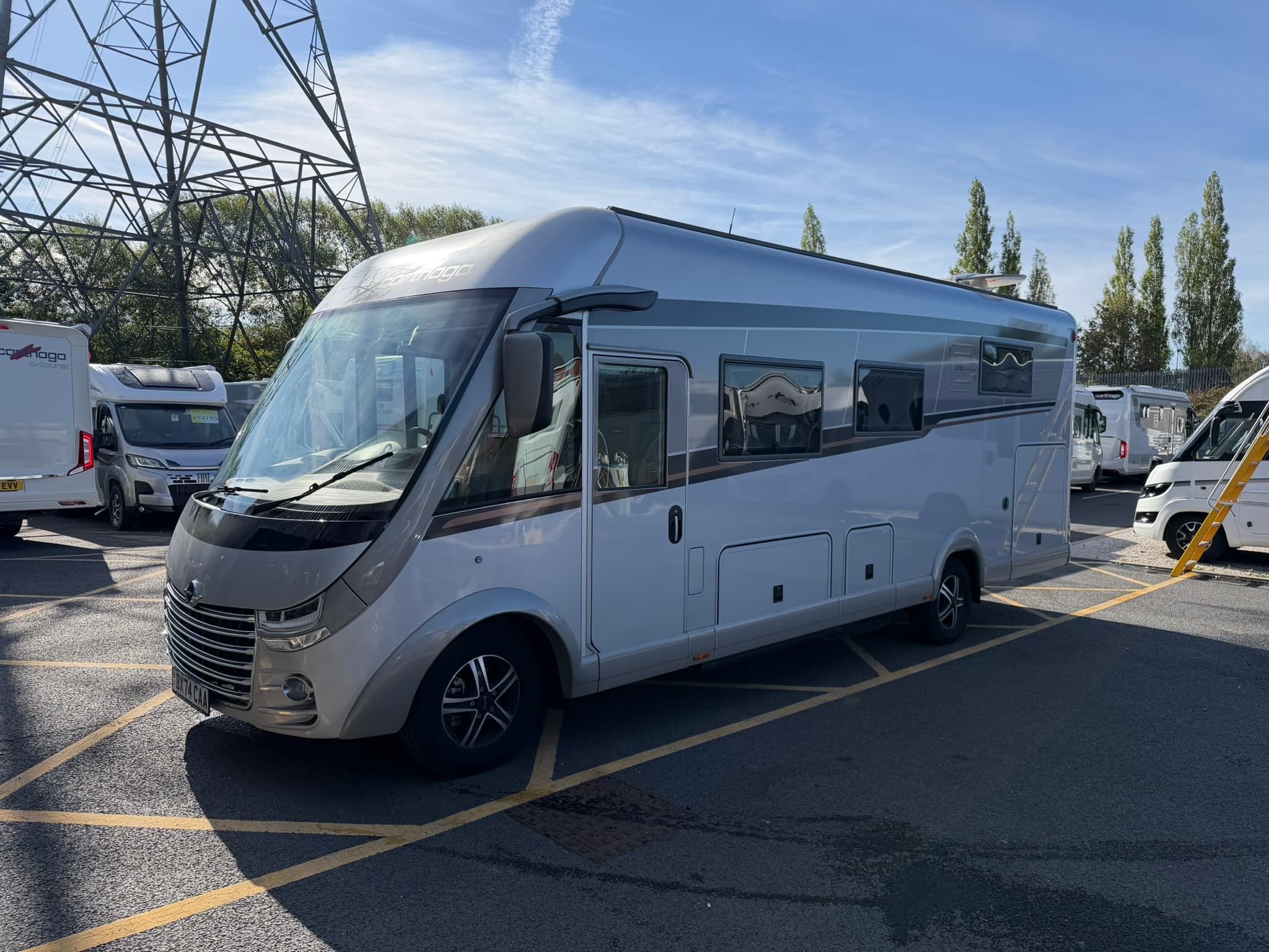 Used Carthago Chic E-Line 51 QB — Carthago Chic E-Line 51 QB