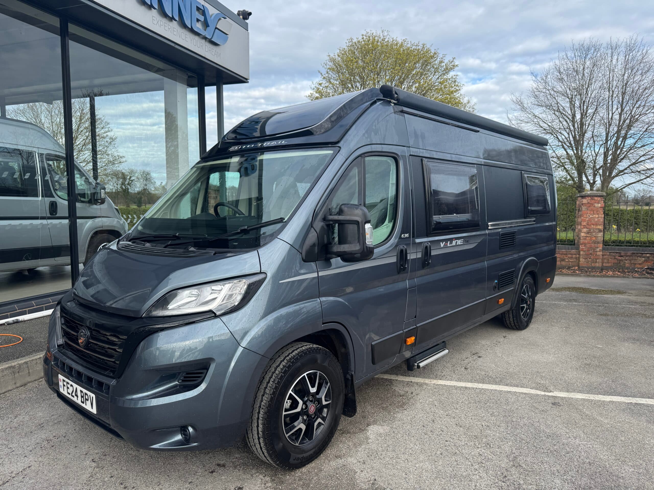 Auto-Trail V-Line 636 SE — Auto-Trail V-Line 636 SE
