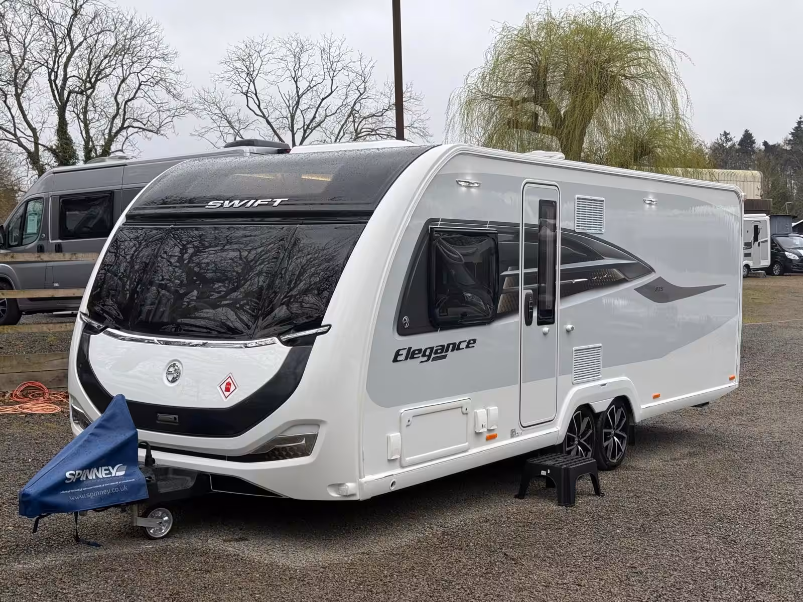 Swift Elegance Grande 835 — Swift Elegance Grande 835