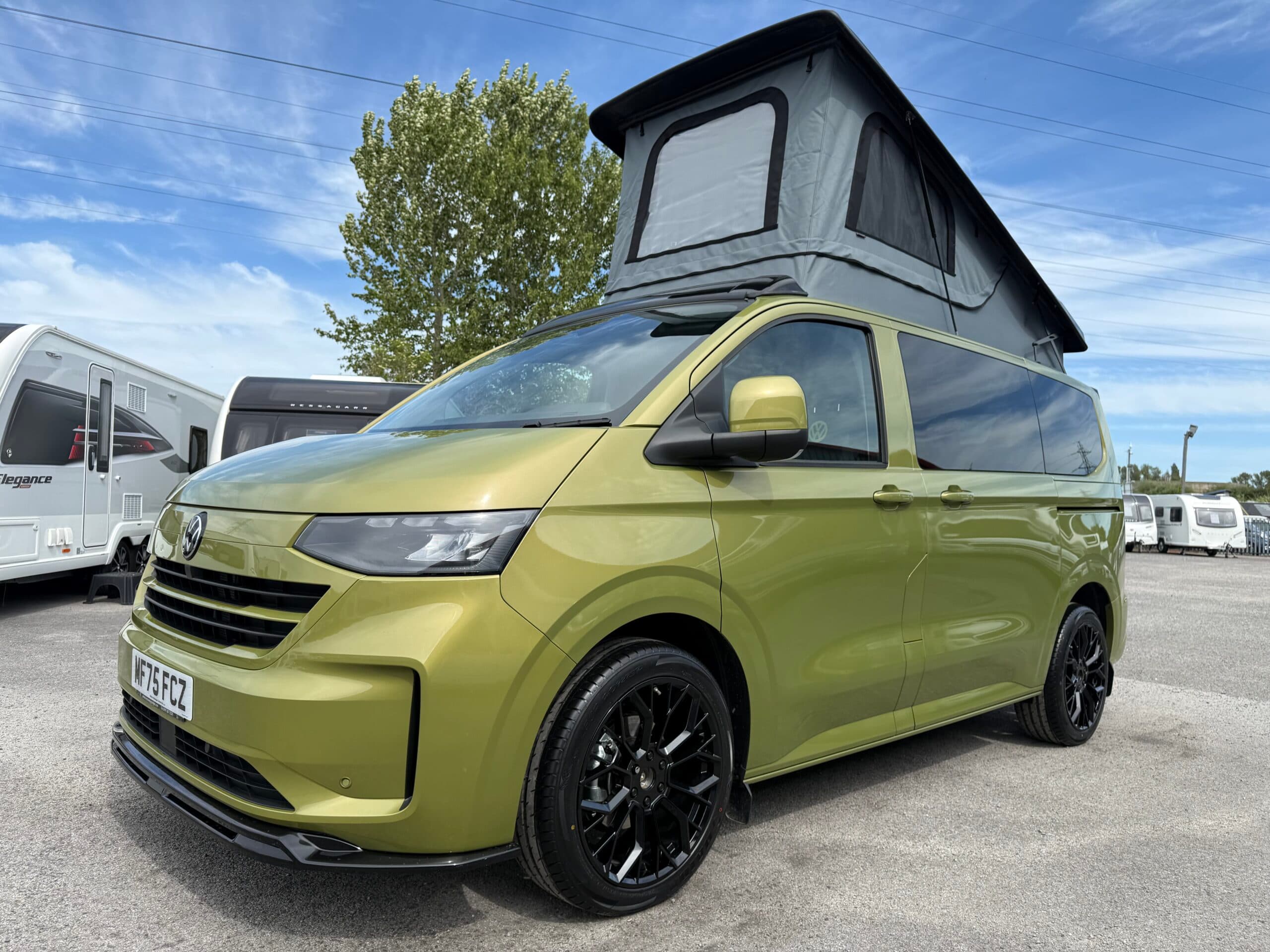 Volkswagen Transporter Camper — Volkswagen Transporter Camper