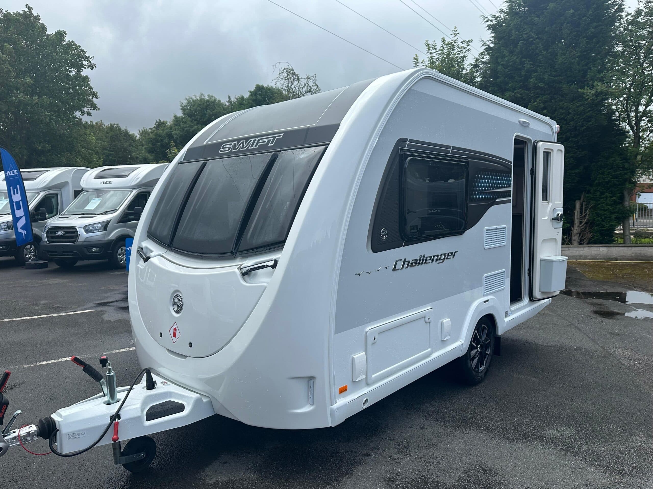 Swift Challenger 390 — Swift Challenger 390