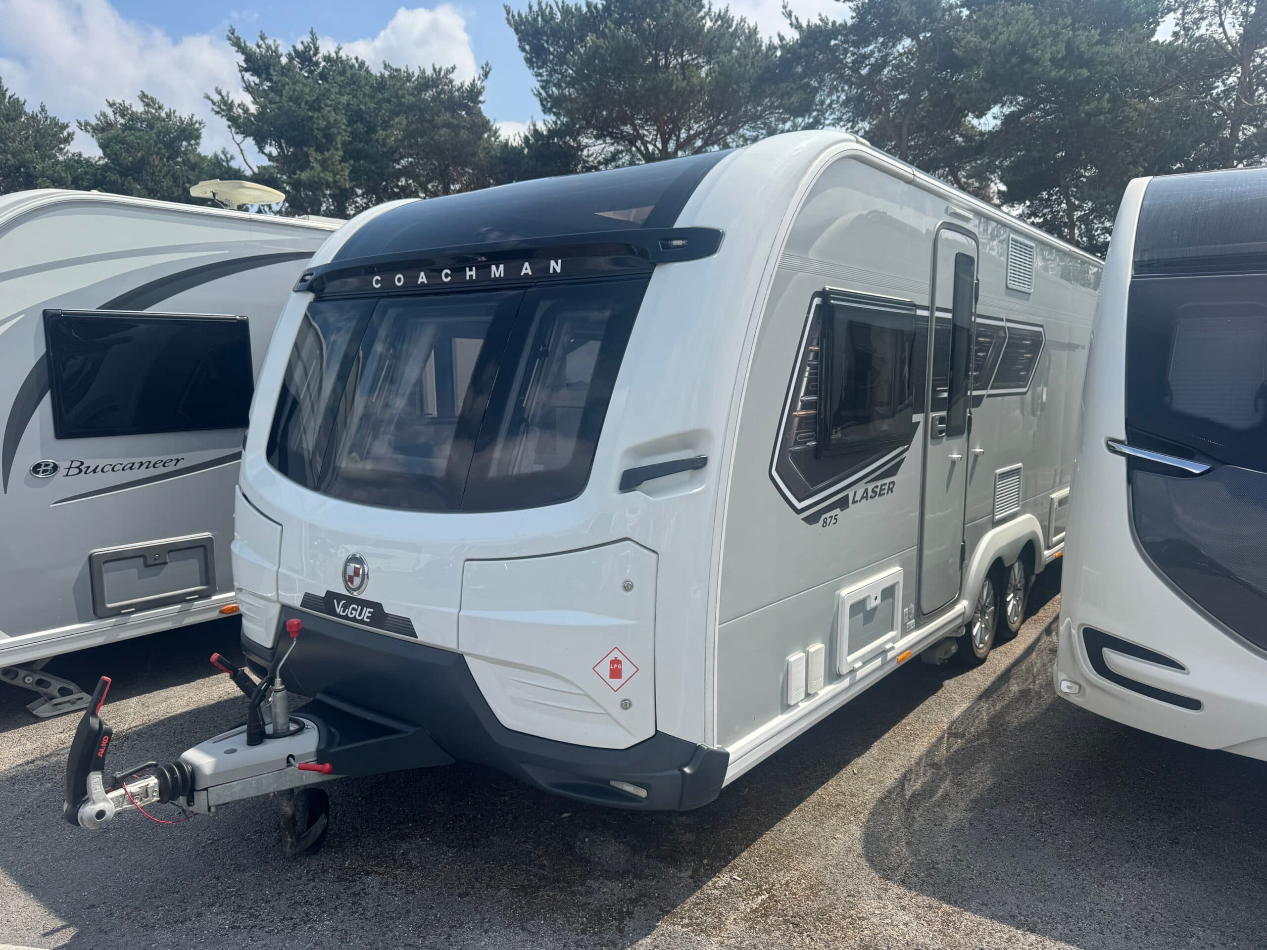 Coachman Laser 875 — Coachman Laser 875