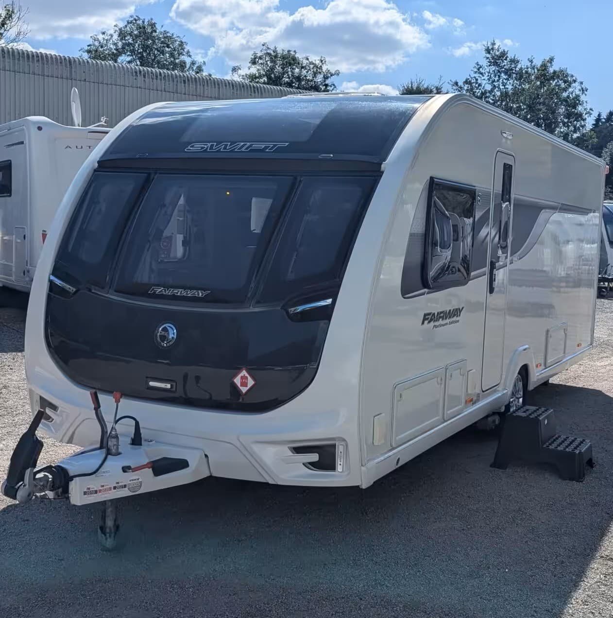 Swift Challenger Fairway 580 Platinum — Swift Challenger Fairway 580 Platinum