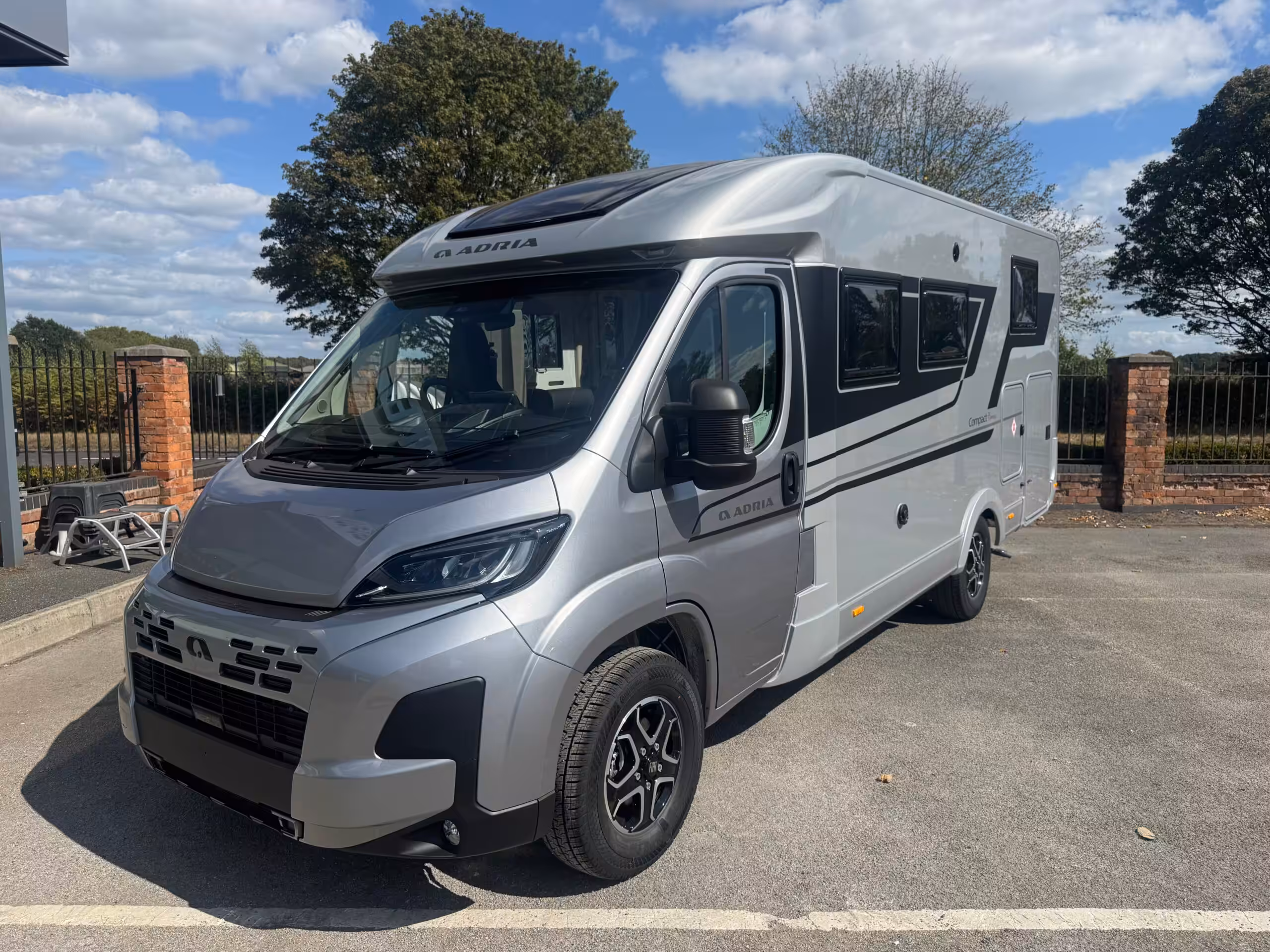 Adria Compact Supreme DL — Adria Compact Supreme DL