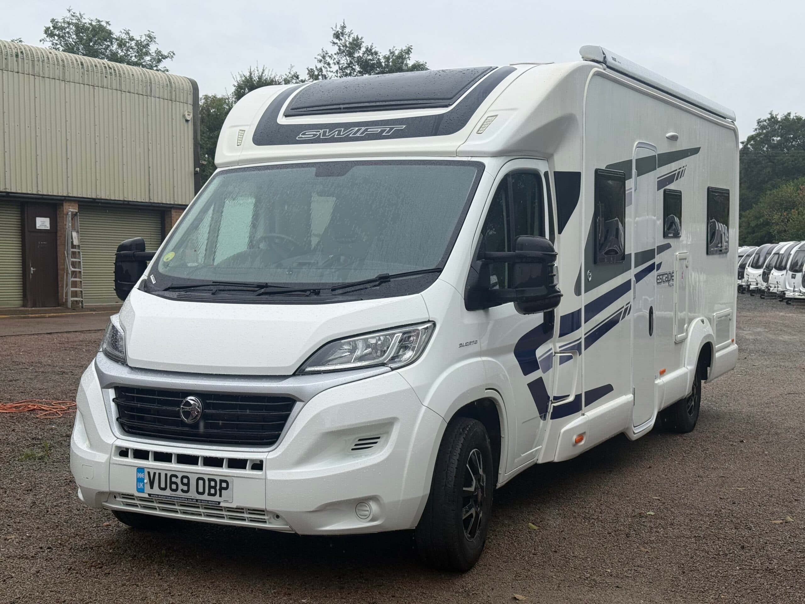 Swift Swift Escape 674 — Swift Swift Escape 674