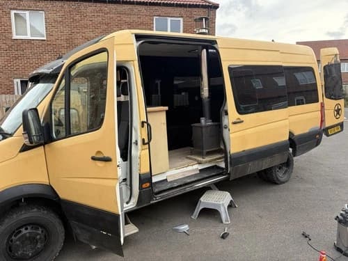 Vw Camper Van — Volkswagen Camper