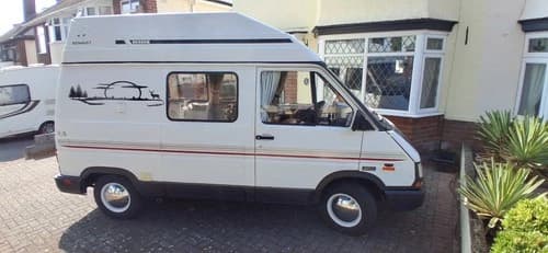 Renault Trafic Holdsworth Campervan 12 months MOT. — Renault Trafic