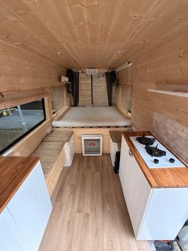 Voltswagon Crafter Campervan Motorhome Long Wheel Base, High Top — Volkswagen Crafter