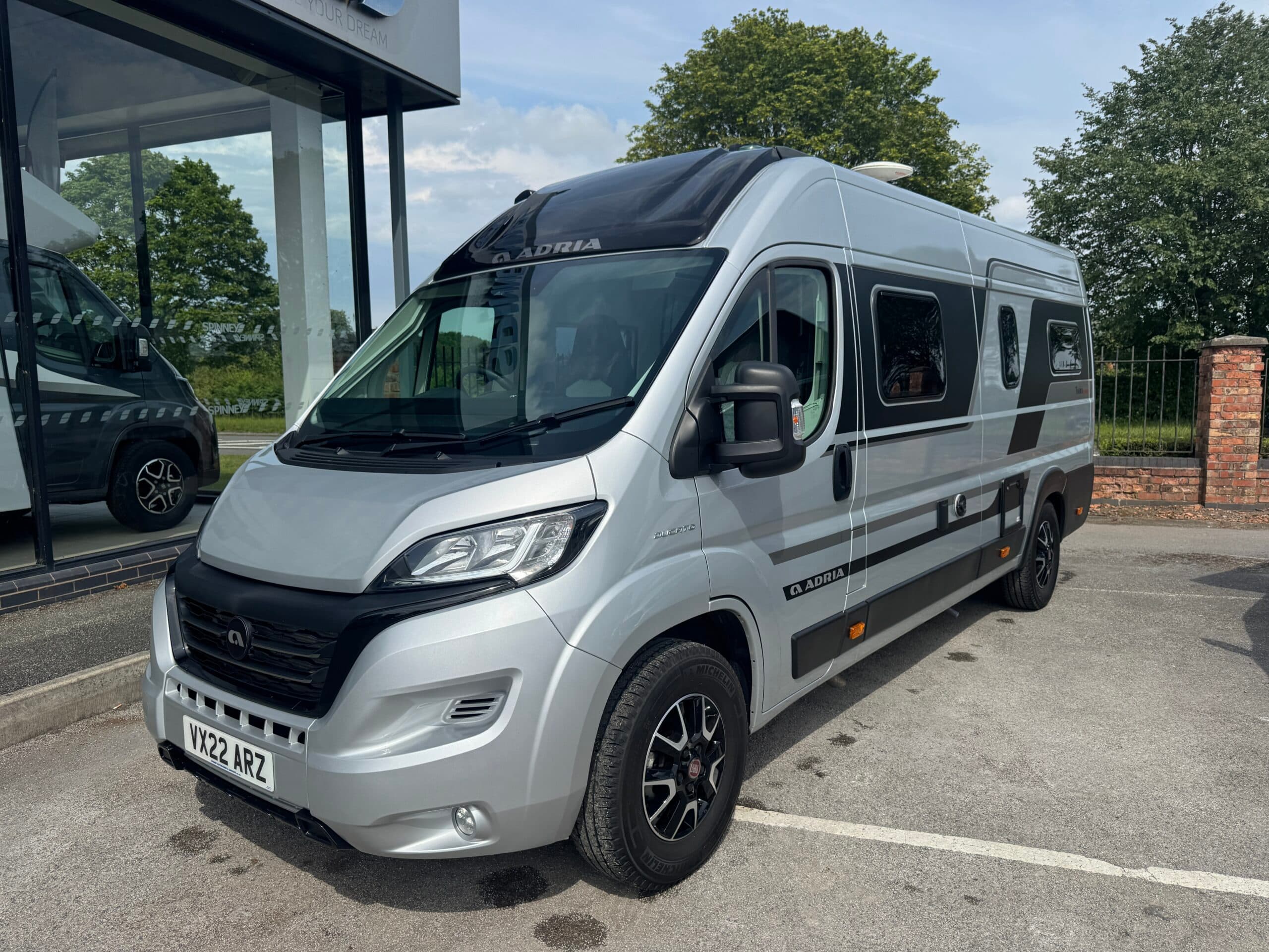 Adria Twin Supreme 640 SLB — Adria Twin Supreme 640 SLB